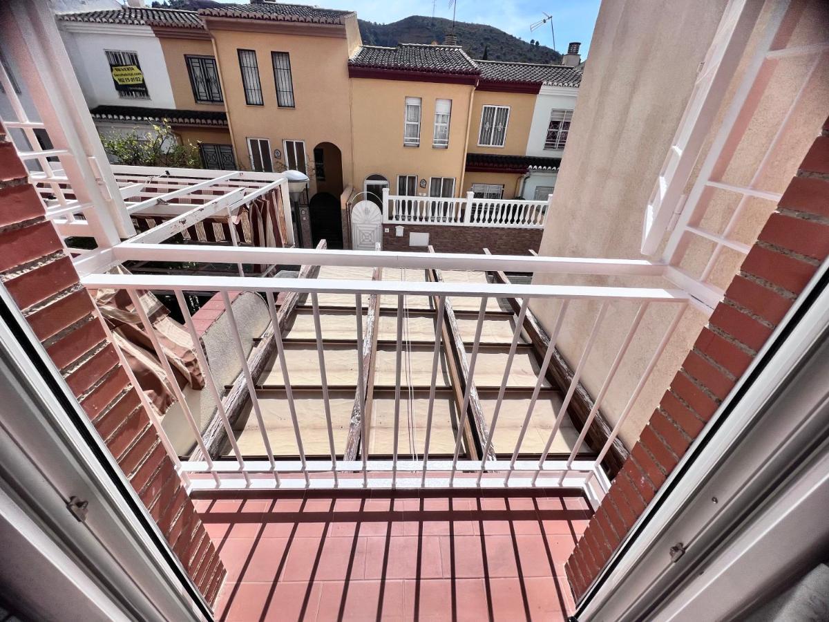 Apartament Casa Ideal Familias Y Grupos Con Balcones Exterior Soleada Patios Cerca Alhambra, Sierra Nevada, Rio Genil, Lancha Del Genil, Parque Llano Y Reloj Del Sol Con Barbacoas, Campo De Futbol, Circuito Gimnasia Grenada Zewnętrze zdjęcie