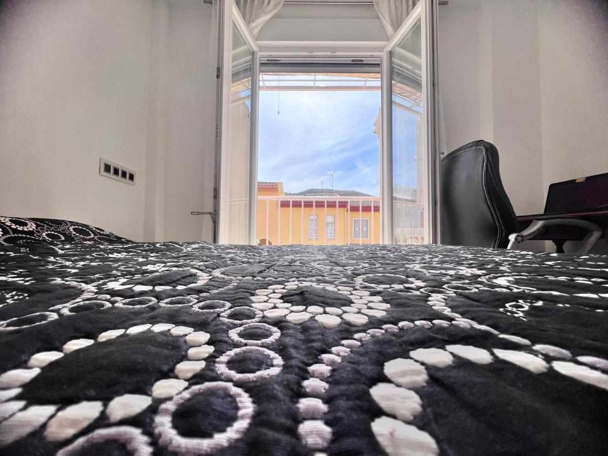 Apartament Casa Ideal Familias Y Grupos Con Balcones Exterior Soleada Patios Cerca Alhambra, Sierra Nevada, Rio Genil, Lancha Del Genil, Parque Llano Y Reloj Del Sol Con Barbacoas, Campo De Futbol, Circuito Gimnasia Grenada Zewnętrze zdjęcie