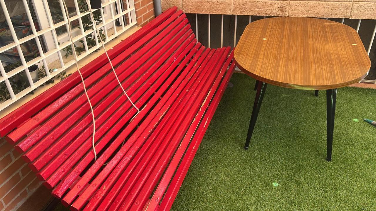 Apartament Casa Ideal Familias Y Grupos Con Balcones Exterior Soleada Patios Cerca Alhambra, Sierra Nevada, Rio Genil, Lancha Del Genil, Parque Llano Y Reloj Del Sol Con Barbacoas, Campo De Futbol, Circuito Gimnasia Grenada Zewnętrze zdjęcie