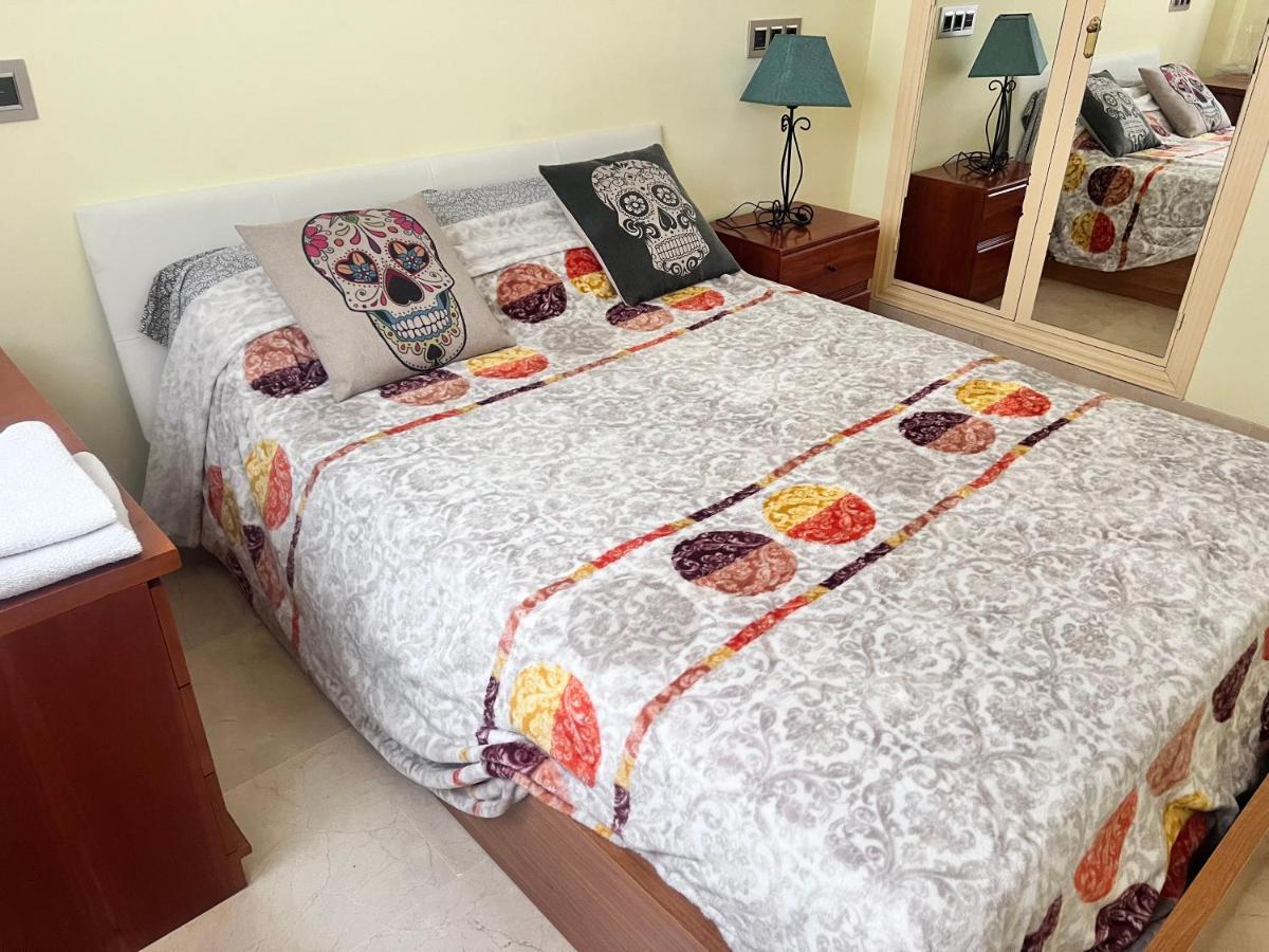 Apartament Casa Ideal Familias Y Grupos Con Balcones Exterior Soleada Patios Cerca Alhambra, Sierra Nevada, Rio Genil, Lancha Del Genil, Parque Llano Y Reloj Del Sol Con Barbacoas, Campo De Futbol, Circuito Gimnasia Grenada Zewnętrze zdjęcie