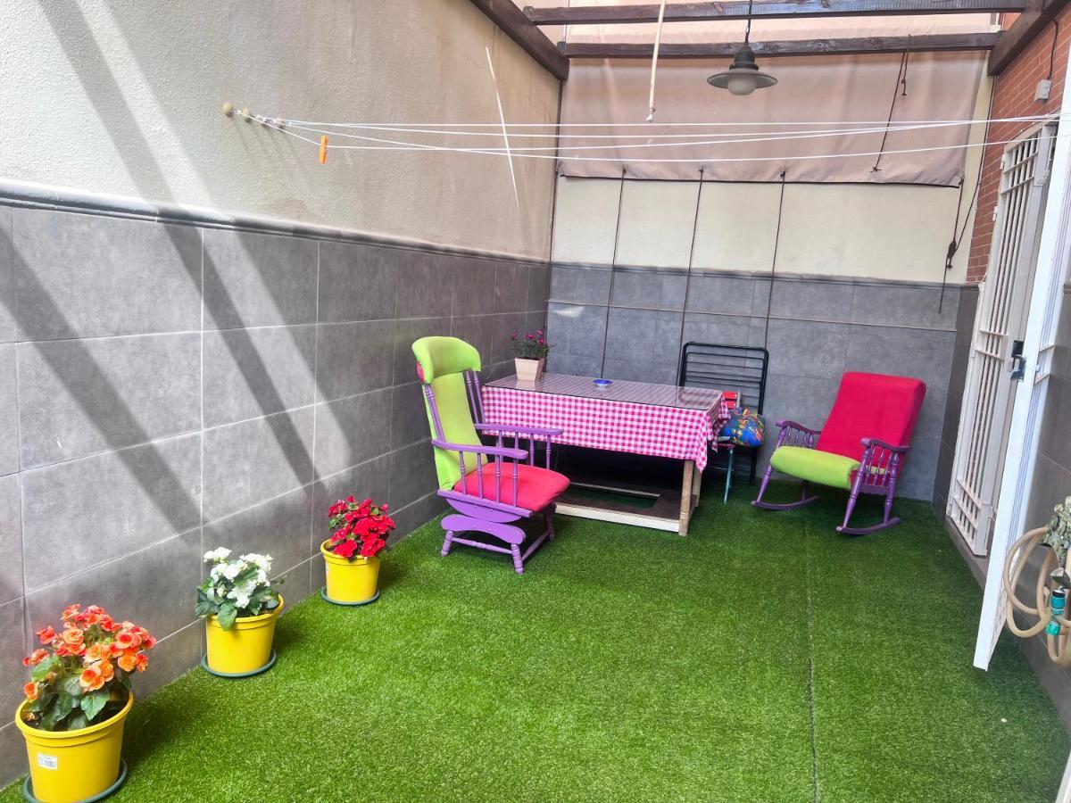 Apartament Casa Ideal Familias Y Grupos Con Balcones Exterior Soleada Patios Cerca Alhambra, Sierra Nevada, Rio Genil, Lancha Del Genil, Parque Llano Y Reloj Del Sol Con Barbacoas, Campo De Futbol, Circuito Gimnasia Grenada Zewnętrze zdjęcie
