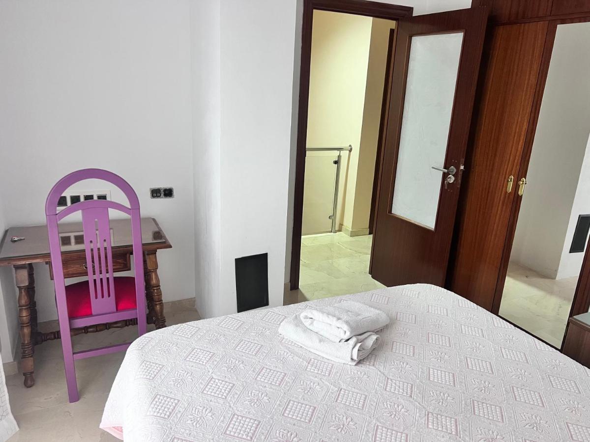 Apartament Casa Ideal Familias Y Grupos Con Balcones Exterior Soleada Patios Cerca Alhambra, Sierra Nevada, Rio Genil, Lancha Del Genil, Parque Llano Y Reloj Del Sol Con Barbacoas, Campo De Futbol, Circuito Gimnasia Grenada Zewnętrze zdjęcie