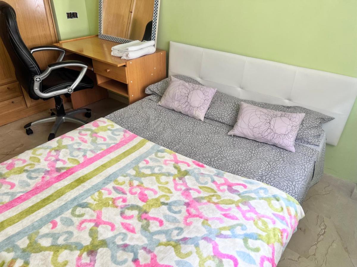 Apartament Casa Ideal Familias Y Grupos Con Balcones Exterior Soleada Patios Cerca Alhambra, Sierra Nevada, Rio Genil, Lancha Del Genil, Parque Llano Y Reloj Del Sol Con Barbacoas, Campo De Futbol, Circuito Gimnasia Grenada Zewnętrze zdjęcie